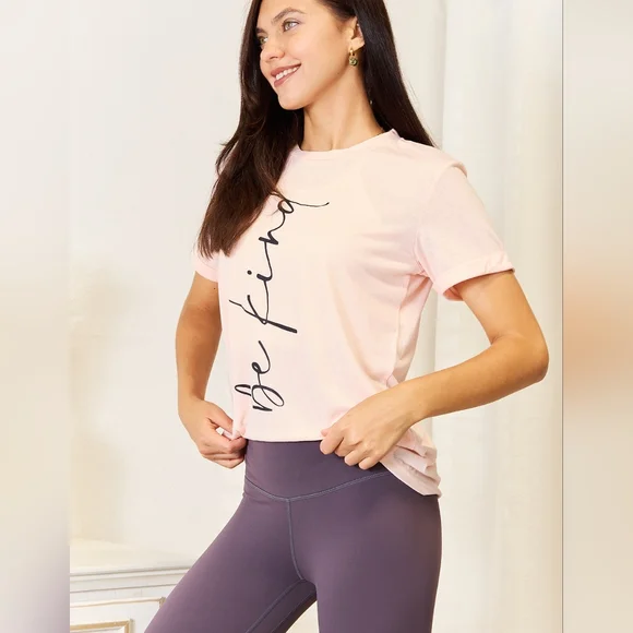 Be kind graphic tee – spread kindness in style A boutique item - Picture 4 of 10